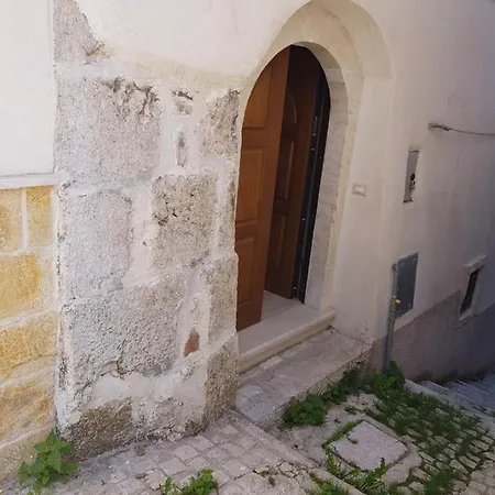 Tipico In Piccolo Borgo Abruzzese